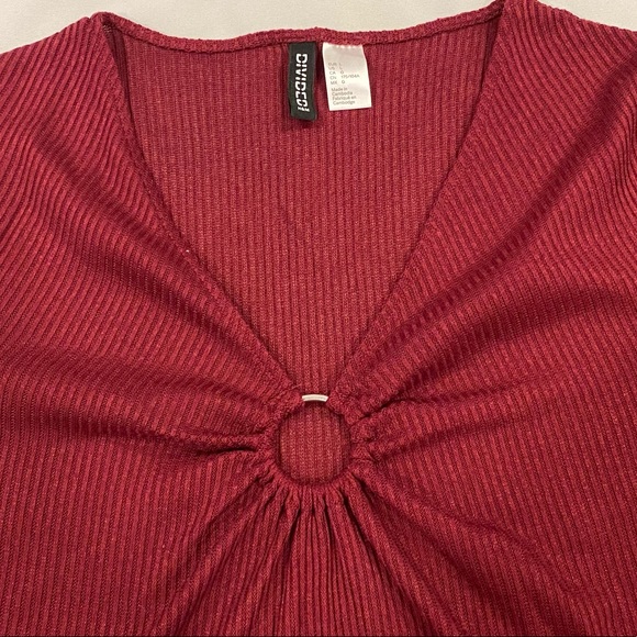 2 H&M long sleeve plunging neckline shirts size L - Picture 11 of 13